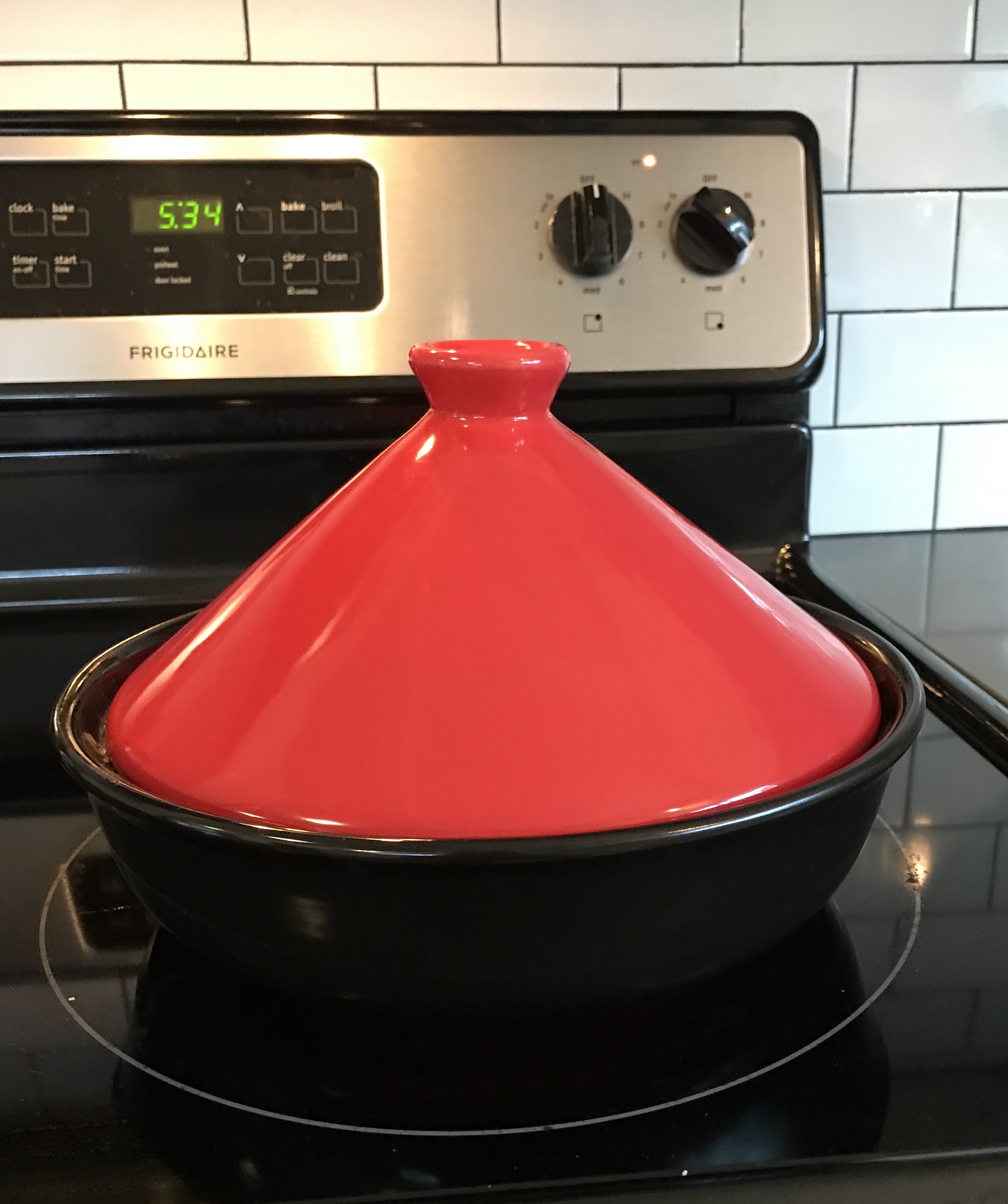 Tagine with lid